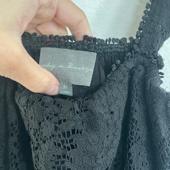 Beautiful! Colline Lace Tank - Anthropologie (Sunday in Brooklyn brand) in XS - Picture 4 of 8